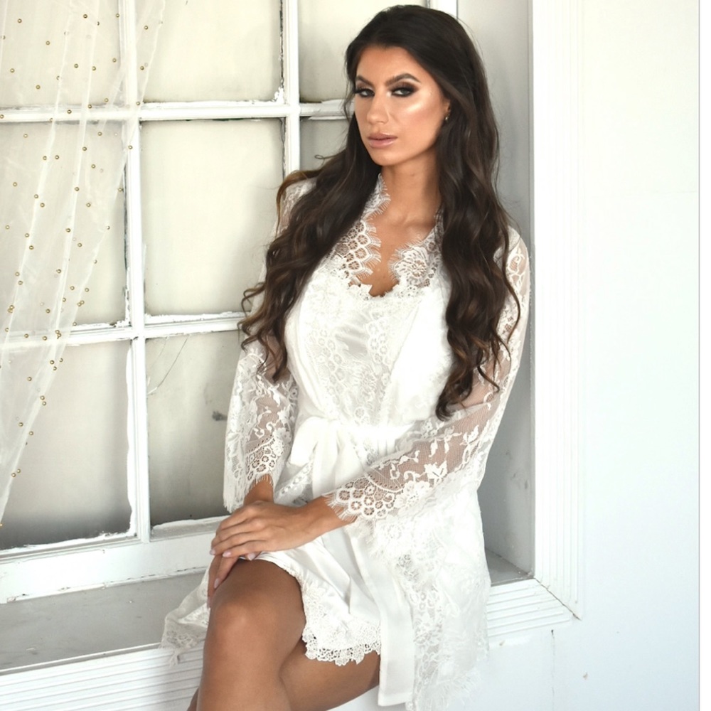 White Lace Bridal Robe - Picture 2 of 6